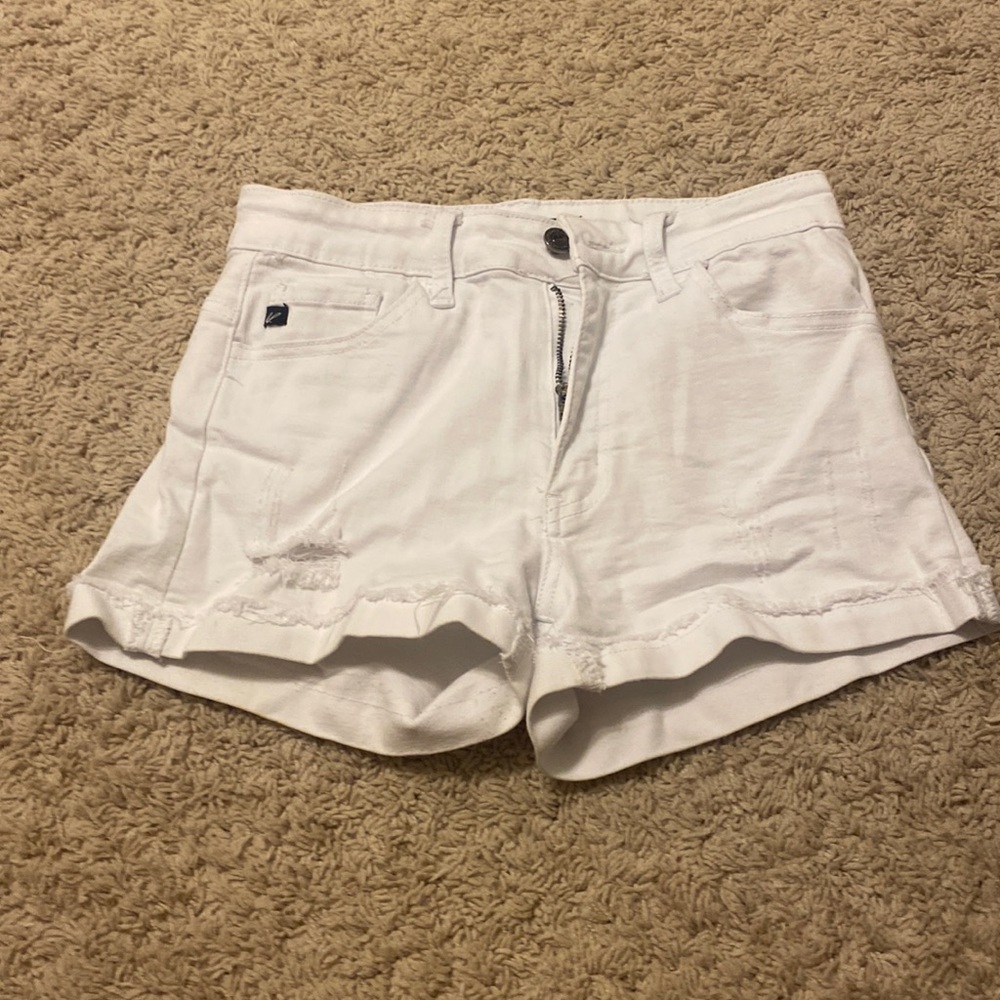 white jean shorts